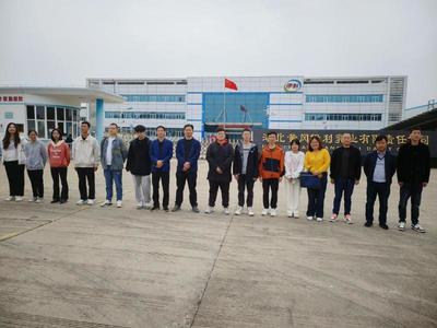 红安县:一步到位,这里就业真省心